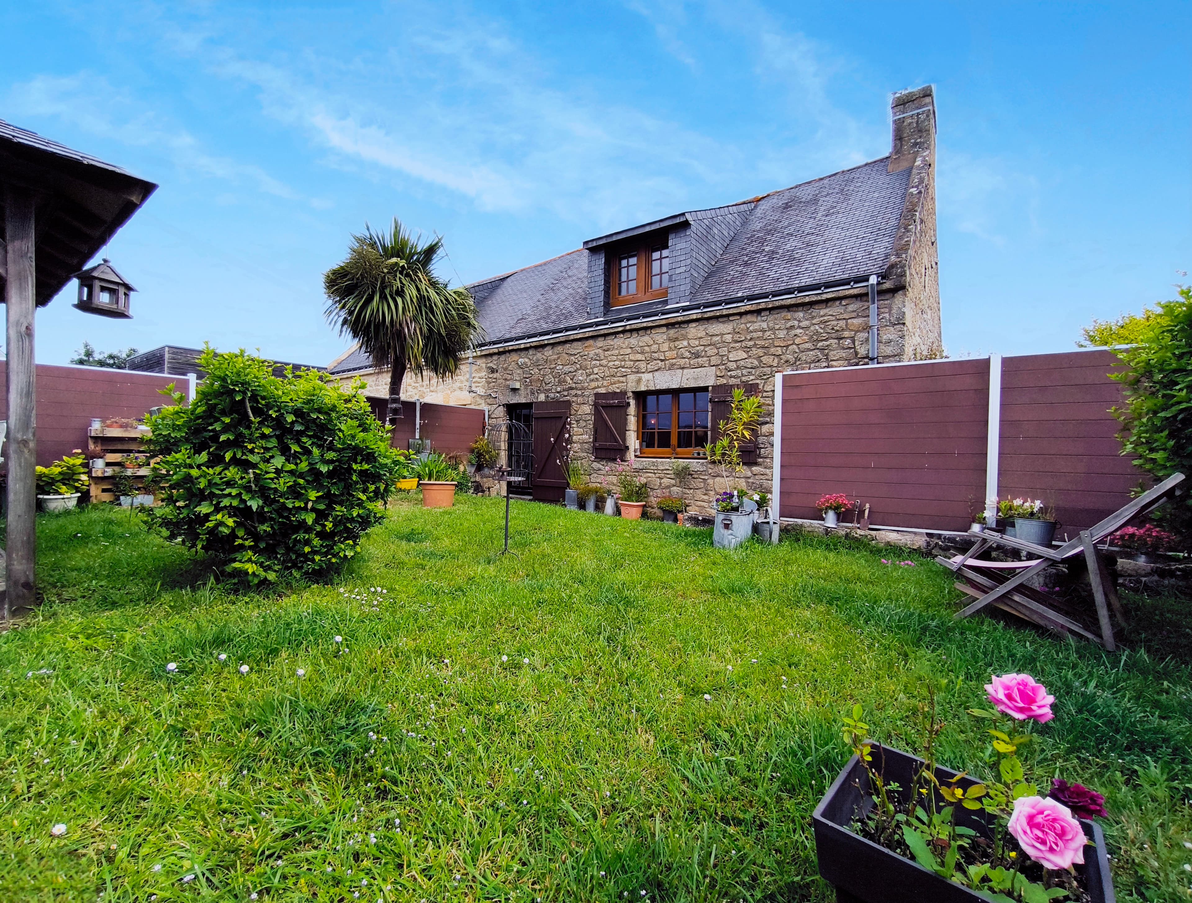 Maison de 85 m² à Étel